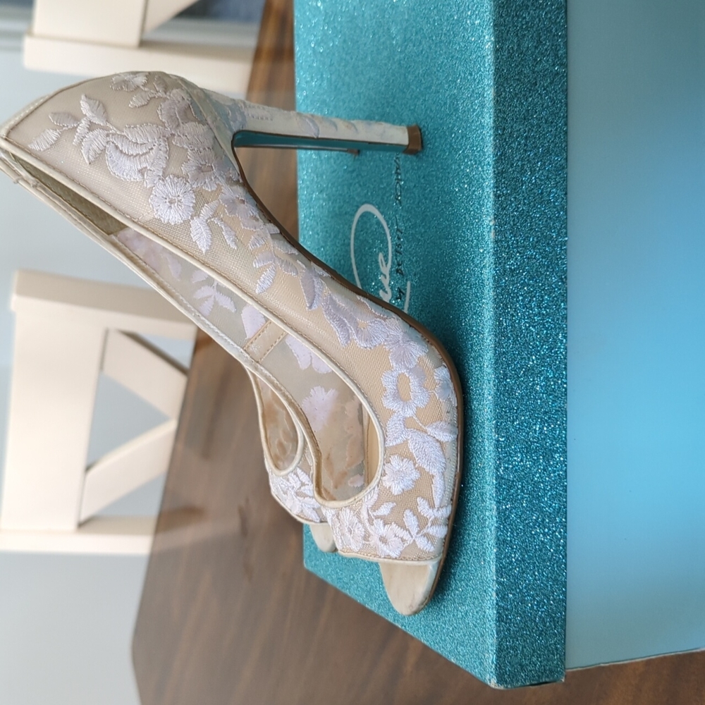 Betsey Johnson Ivory Lace Shoes